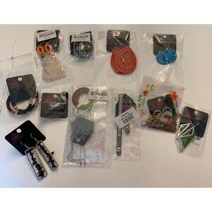 Brand new Paparazzi Jewelry bundle